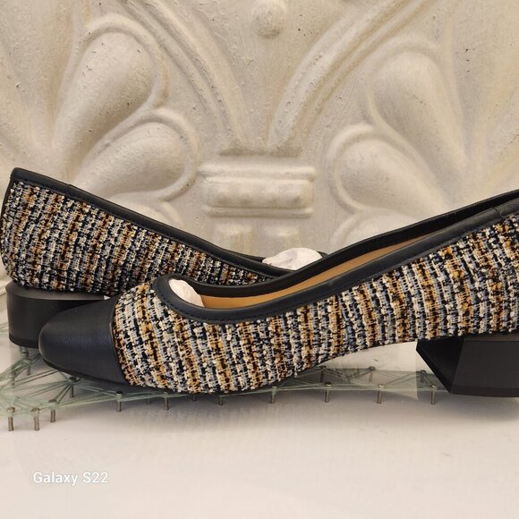 LIVERPOOL LA Lapis Leather Irvine Low Heels. NIB. Size 8.5 - Picture 6 of 10